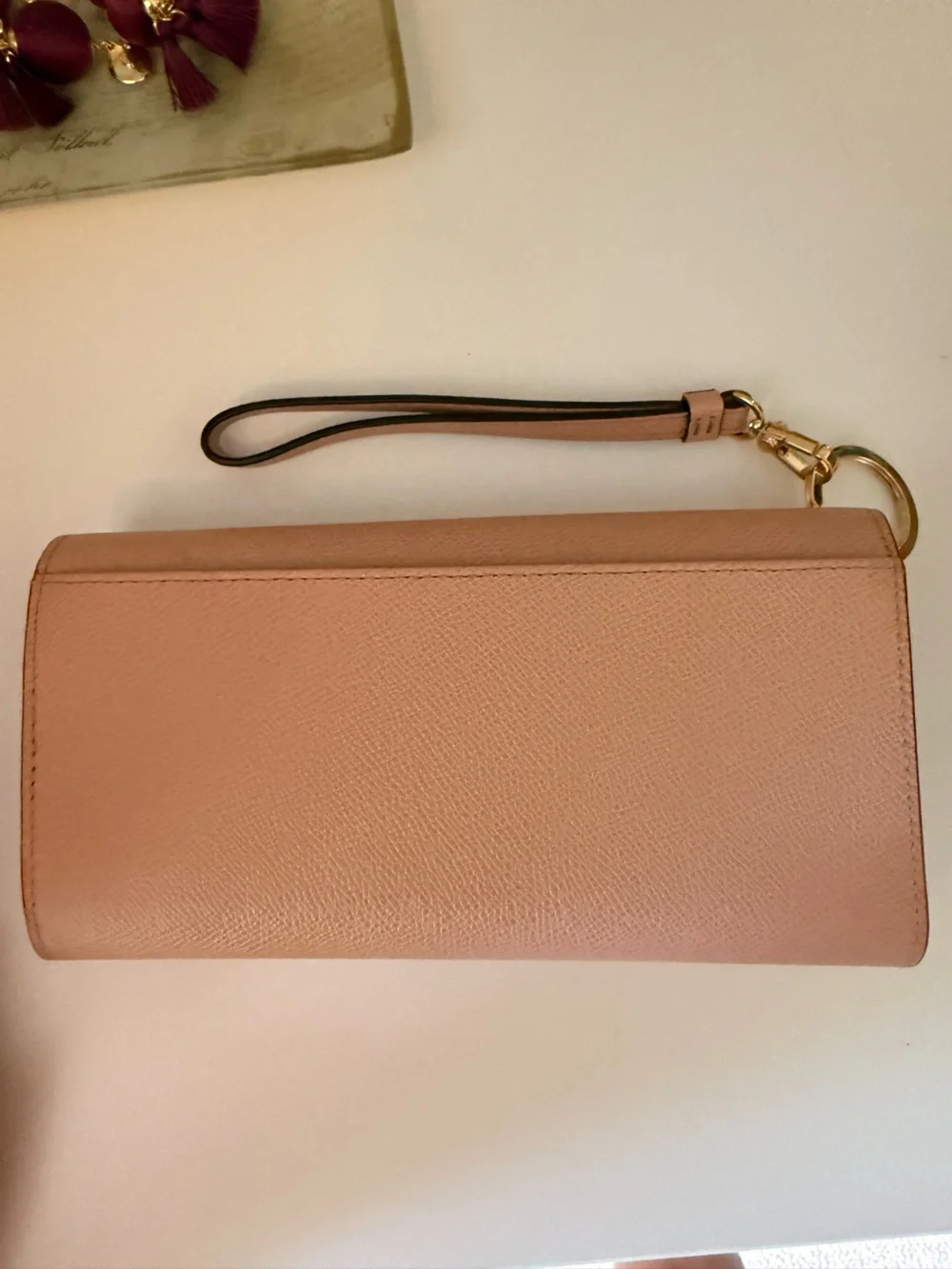 henri bendel soft pink